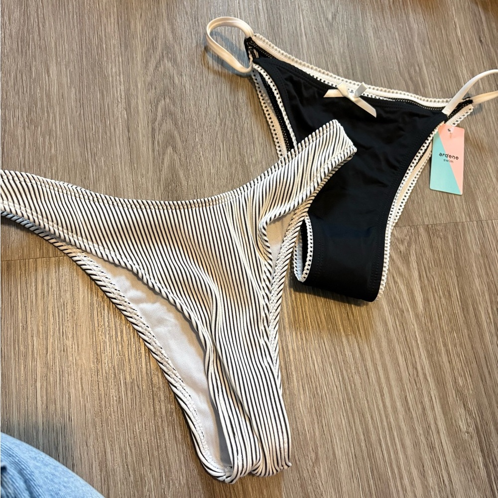 Bikini bottoms